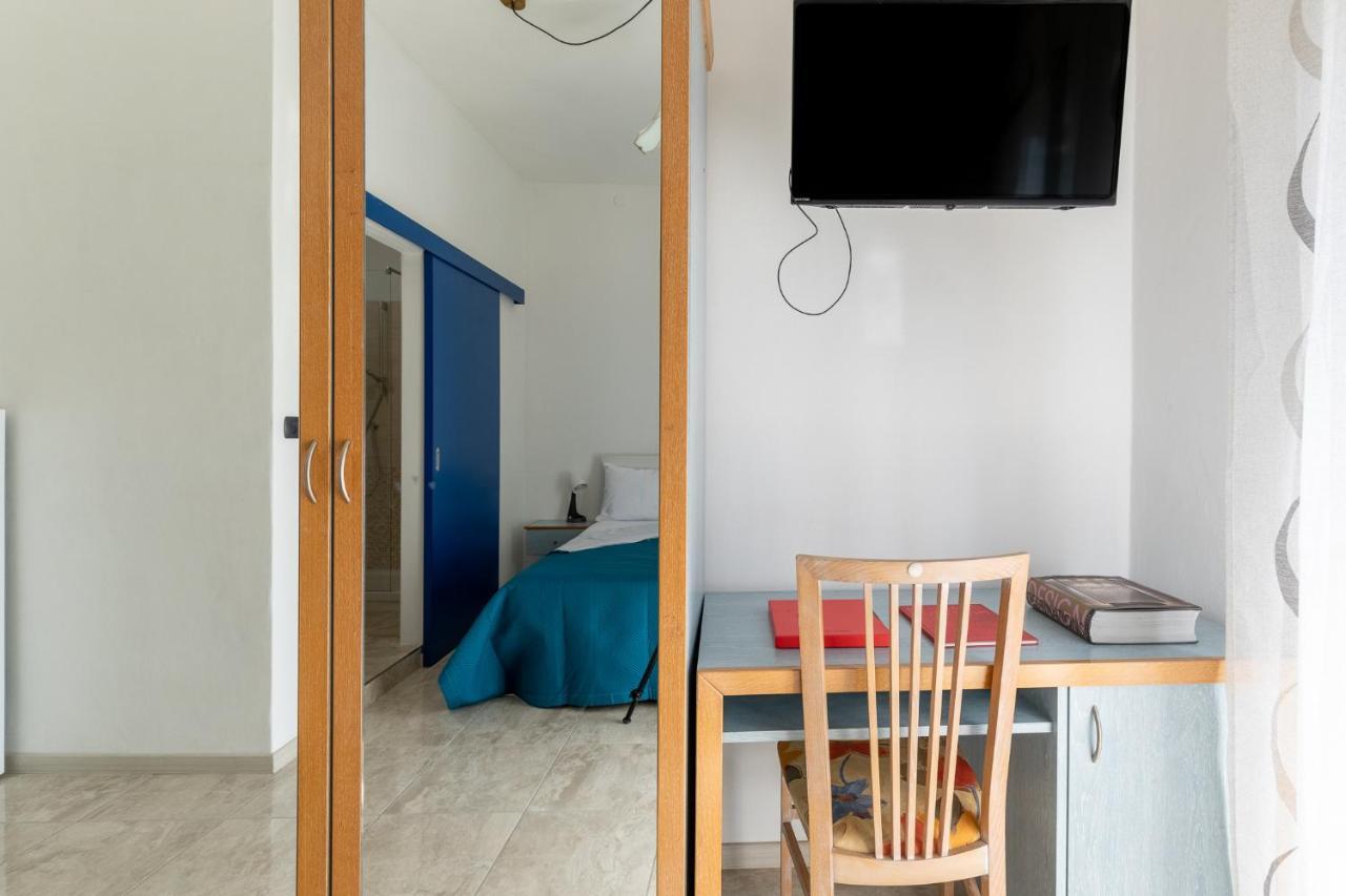 Easy Stay Verona Rooms エクステリア 写真